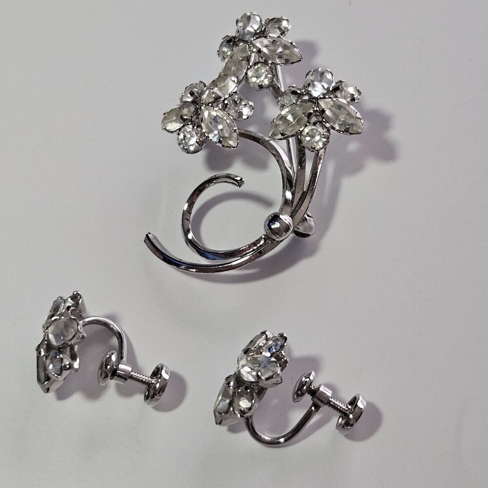Star Art Vintage Rhodium Plated Sterling And Rhinestone Brooch And Screw Back...